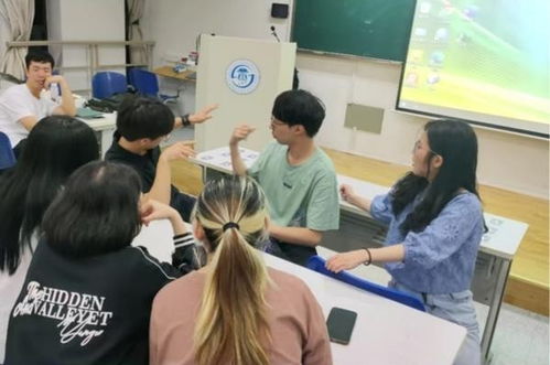 医学专业学生交流学习