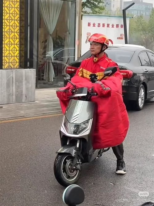 京东外卖骑手配送中