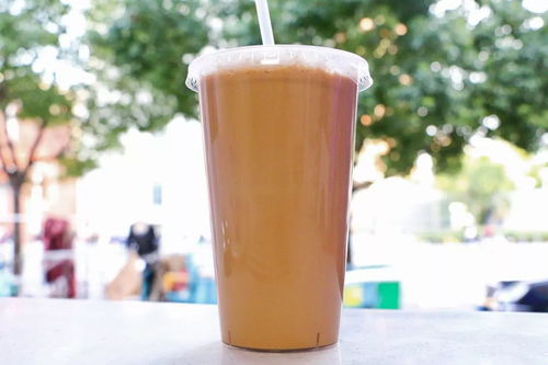 奶茶之伤：从成瘾到焦虑，我与这杯甜蜜的挣扎