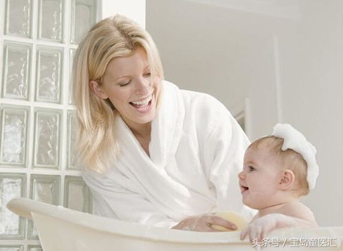 孩子为生病的母亲轻轻盖上被子