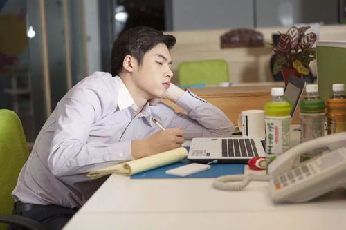 五一机票价格跳水？打工人：想错峰，结果更贵了！