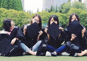 网红身穿莽夫风格拍摄短视频