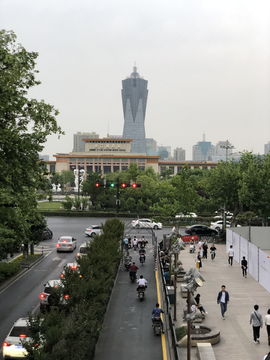 庶子需要立什么样的功劳才能比肩嫡子？知乎热榜背后的家族权力真相