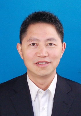 米耀荣院士在学术会议上的演讲照片