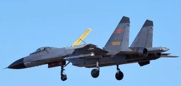 歼-20战机搭载霹雳-15