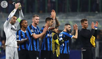 巴萨与国米更衣室备战