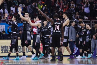 辽宁男篮遭广厦横扫无缘总决赛！我亲眼见证的落寞之夜