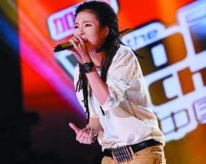 毕夏在医院接受治疗