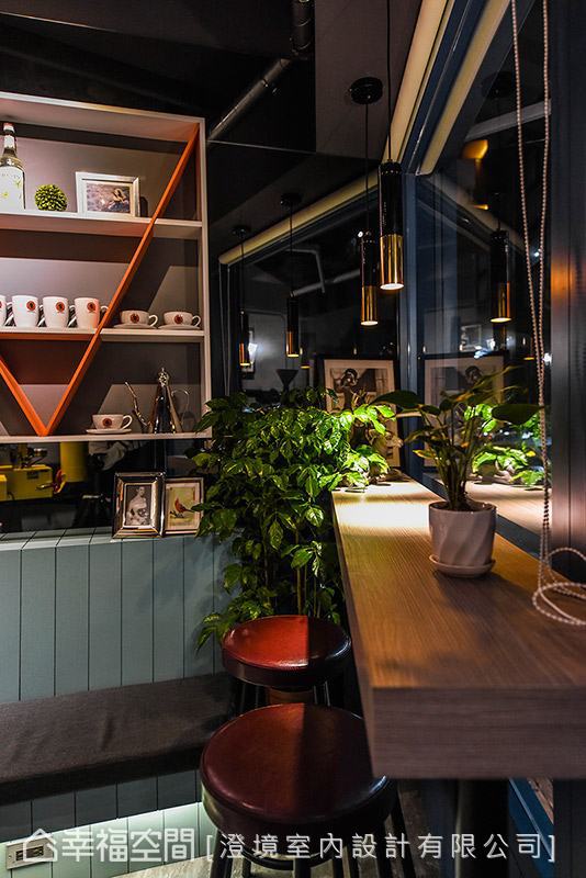 平生一顾，自此终年：一段刻骨铭心的深情故事