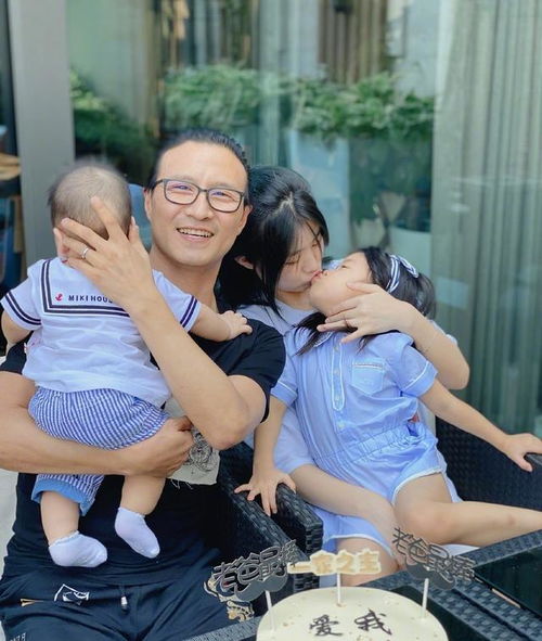 汪峰曾发文承诺帮毕夏抚养孩子：一位父亲的担当与情感背后的故事