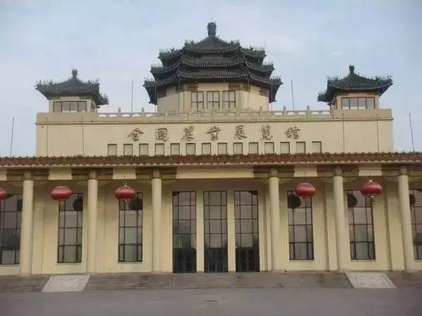 为什么年轻人开始把博物馆约会当成「相亲新场景」？