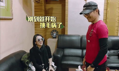 汪峰在后台接受采访