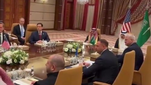 美乌高层会谈现场