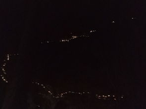 华山夜爬观日出人群