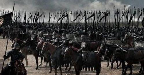 执谁之手，与谁携老？在人生低谷中遇见最真挚的情谊