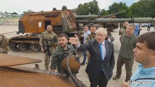 泽连斯基在基辅街头视察