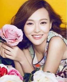 刘亦菲与普通女生指甲对比图