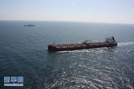 中国海军舰艇编队执行任务画面