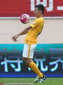 18岁天才王钰栋中超首秀梅开二度！未来可期，浙江队新星崛起