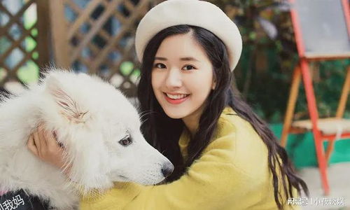 赵露思身穿范思哲礼服出席活动照片