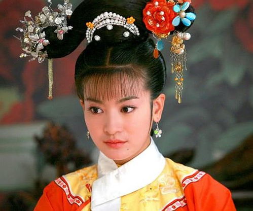 李晟在《小考》中情绪爆发戏份截图<p>导演在接受采访时表示：“李晟在拍摄现场非常专注，每一个细节都会反复打磨，他对角色的理解远超我们预期。”</p><h2 id=