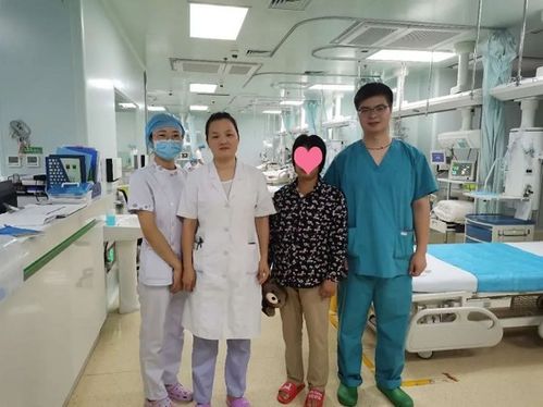 医院抢救农药中毒患者场景