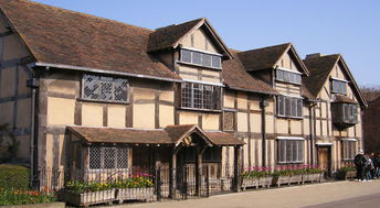 莎士比亚故居书房复原场景