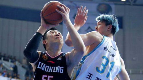 韩德君指导青少年球员