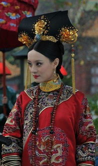 孙俪晒照为小花妹妹庆生，甄嬛风造型萌翻全网！