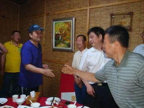 前央视主持人毕福剑现状曝光！养鸡传闻背后的真实生活