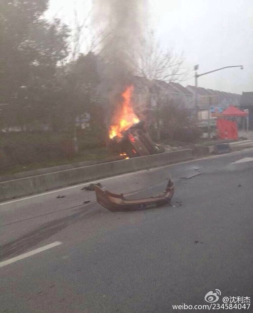 广东韶关车祸5死8伤！他徒手掰车救人，身份曝光引热议