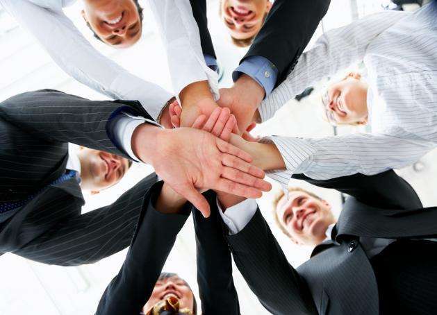 腾讯3亿押注，2年收入涨3.6倍！冲锋衣“平替之王”伯希和如何炼成？