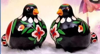 非遗泥咕咕手工艺者的手