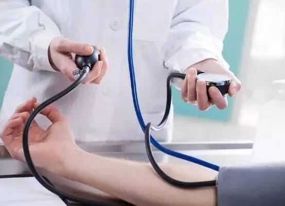 被异味折磨苦不堪言？深度揭秘狐臭真相，这些应对方法你定要知道