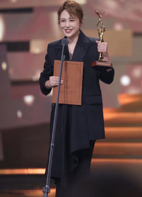 马丽与何炅在节目中的合照