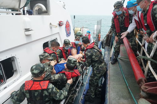 海警救援现场图片