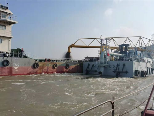 吸盘3号疏浚船在界牌水道作业中