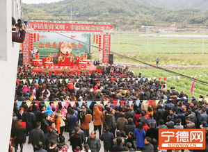 春季演出季活动现场人潮涌动