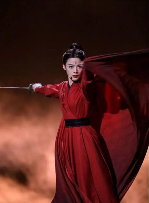 陈丽君在《我的大观园》谢幕时鞠躬致谢