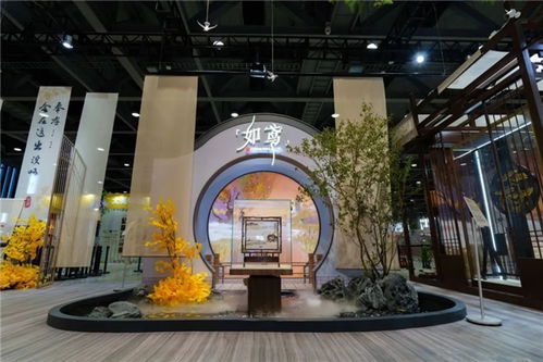 漫展入口处的《如鸢》主题展板