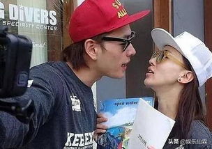 吴谨言与洪尧推婴儿车现身医院