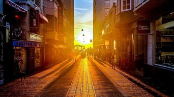 现代人忙碌生活的对比图