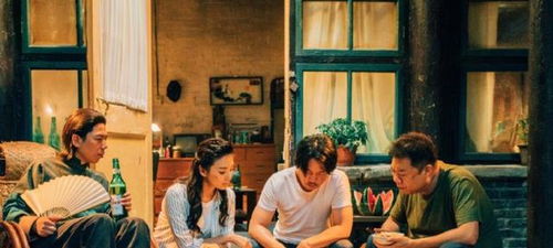 短剧片场忙碌的演员们