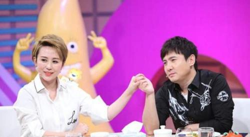 马丽路演泪洒现场回应沈腾CP风波：我只是想好好演戏