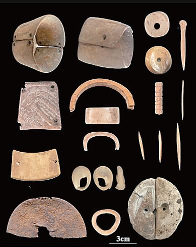 西藏康马玛不错遗址出土文物展示