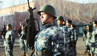 南开大学学生参军入伍训练场景<br><h2 id=