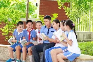 高校校园内游客与学生共同使用公共设施