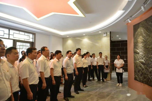 演员扮演商代人物进行沉浸式演出