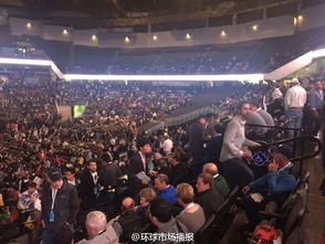 伯克希尔股东大会现场座无虚席