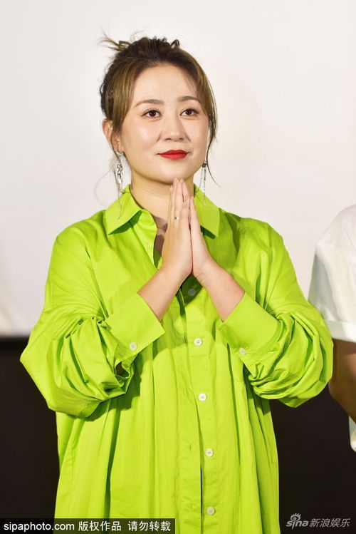 马丽路演落泪画面